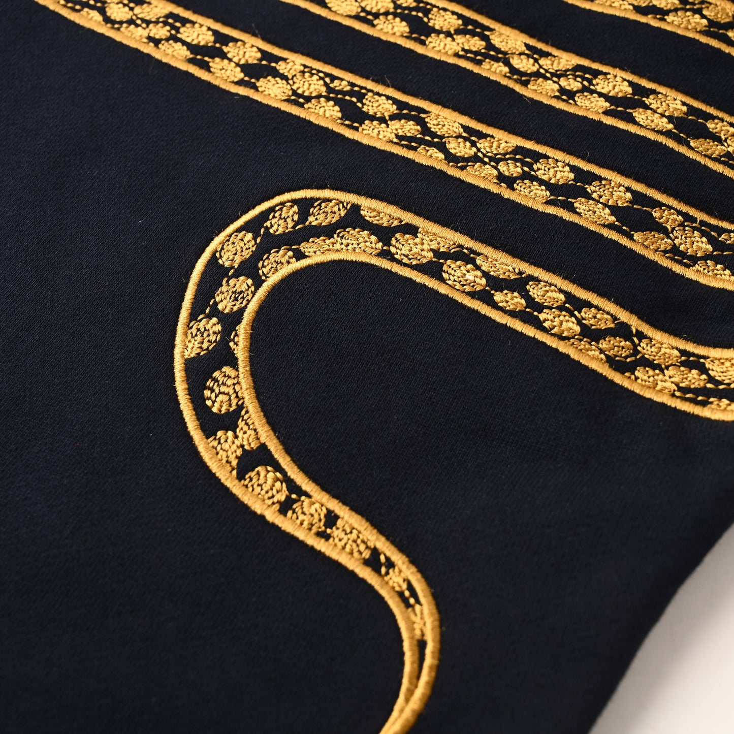 MR.TOM 2025ss Snake Year Limited Sweatpants